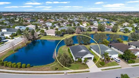 4915 Mission Park Lane Bradenton FL 34211