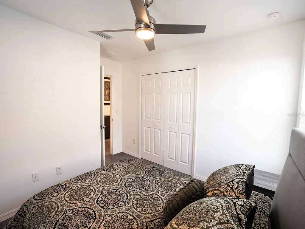 5836 Timberdale Avenue Wesley Chapel FL 33545