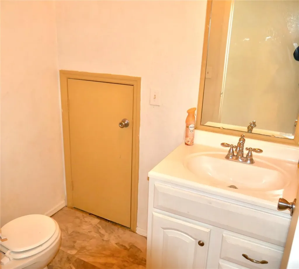 1907 Fluorshire Drive Brandon FL 33511