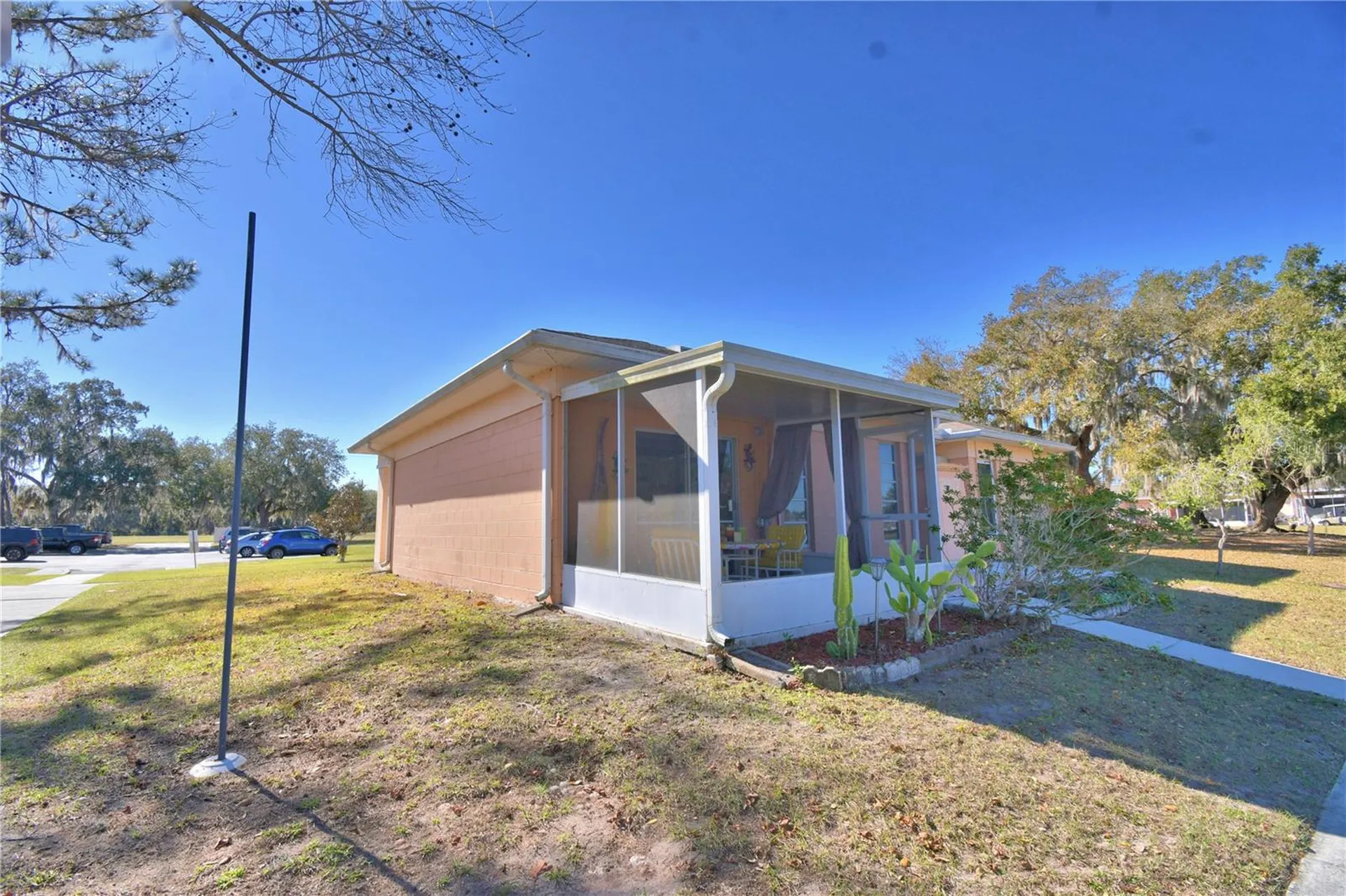 2319 Club Circle Lake Wales FL 33854