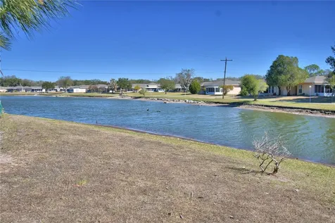 2319 Club Circle Lake Wales FL 33854