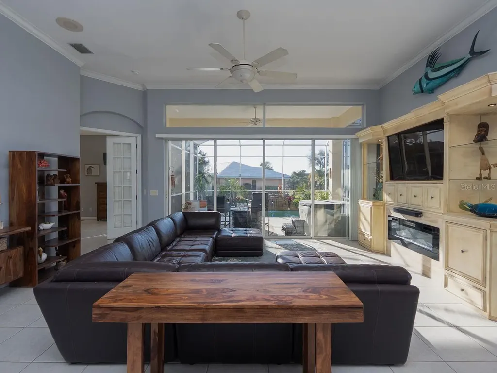 25 Windsor Drive Englewood FL 34223