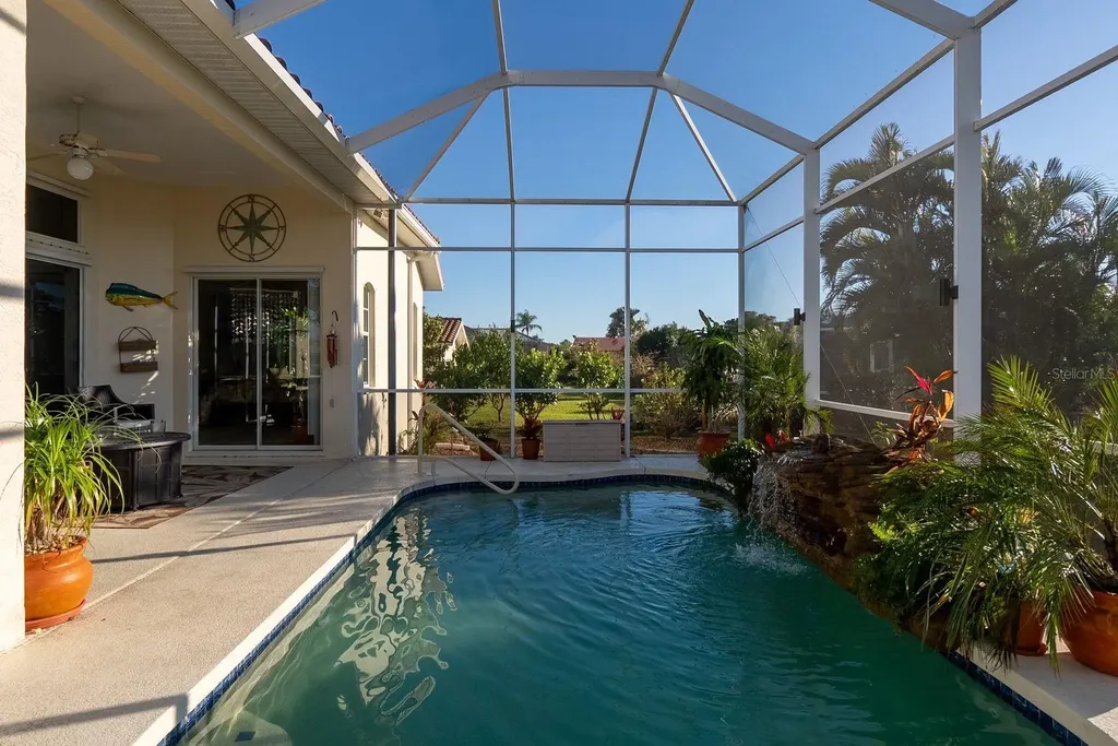 25 Windsor Drive Englewood FL 34223