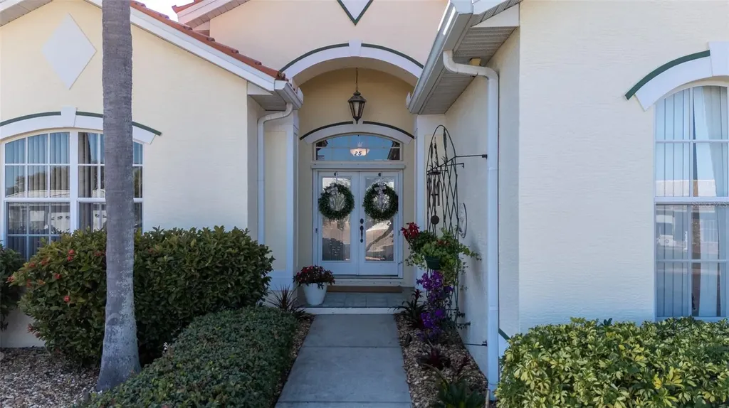 25 Windsor Drive Englewood FL 34223