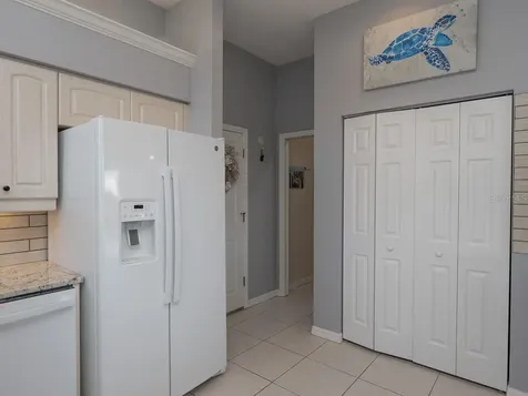 25 Windsor Drive Englewood FL 34223