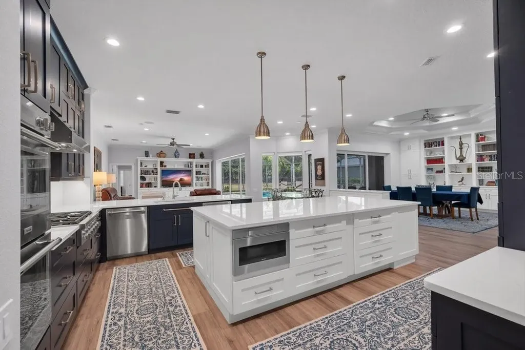 5507 Keeler Oak Street Lithia FL 33547