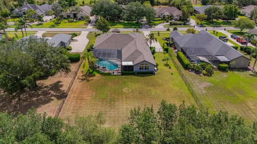 5507 Keeler Oak Street Lithia FL 33547