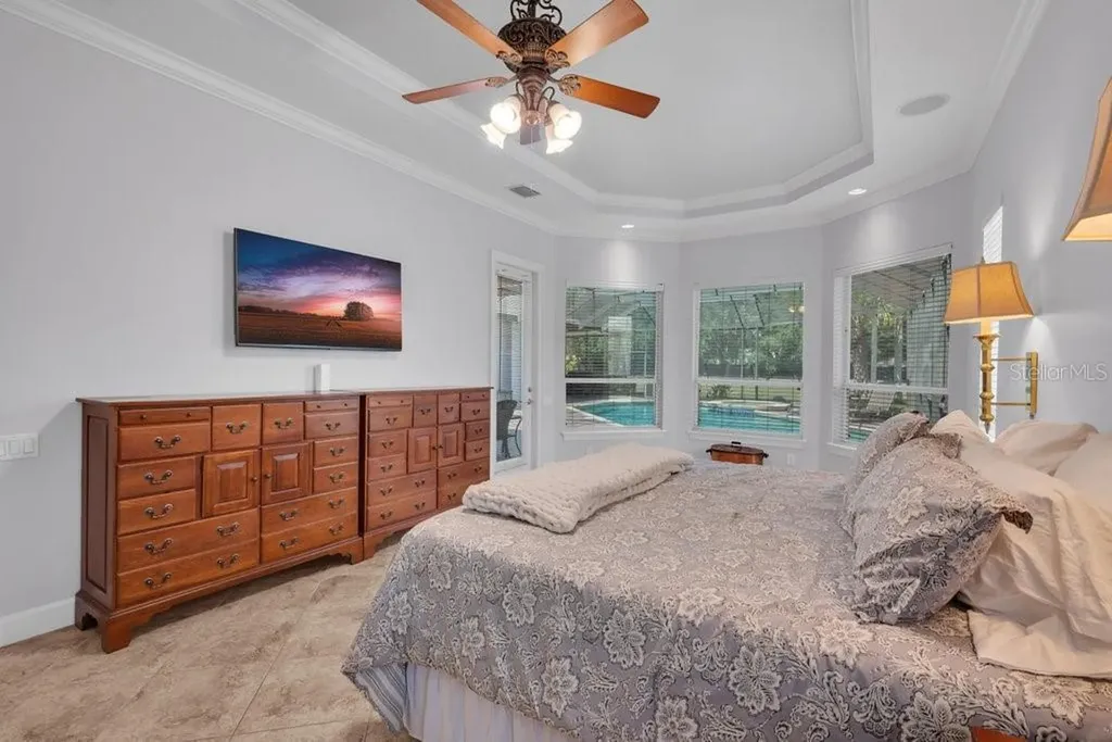 5507 Keeler Oak Street Lithia FL 33547