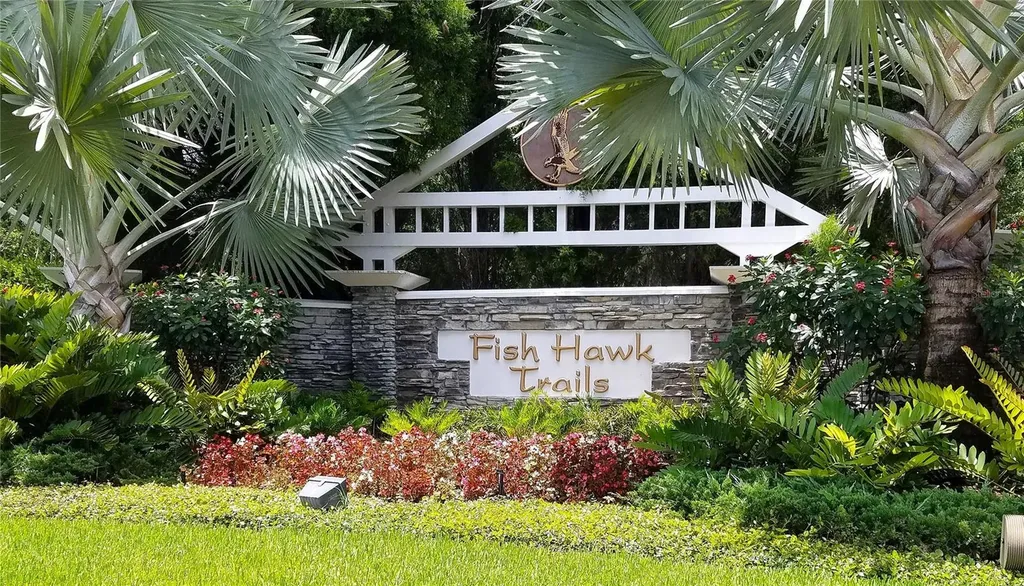 5507 Keeler Oak Street Lithia FL 33547