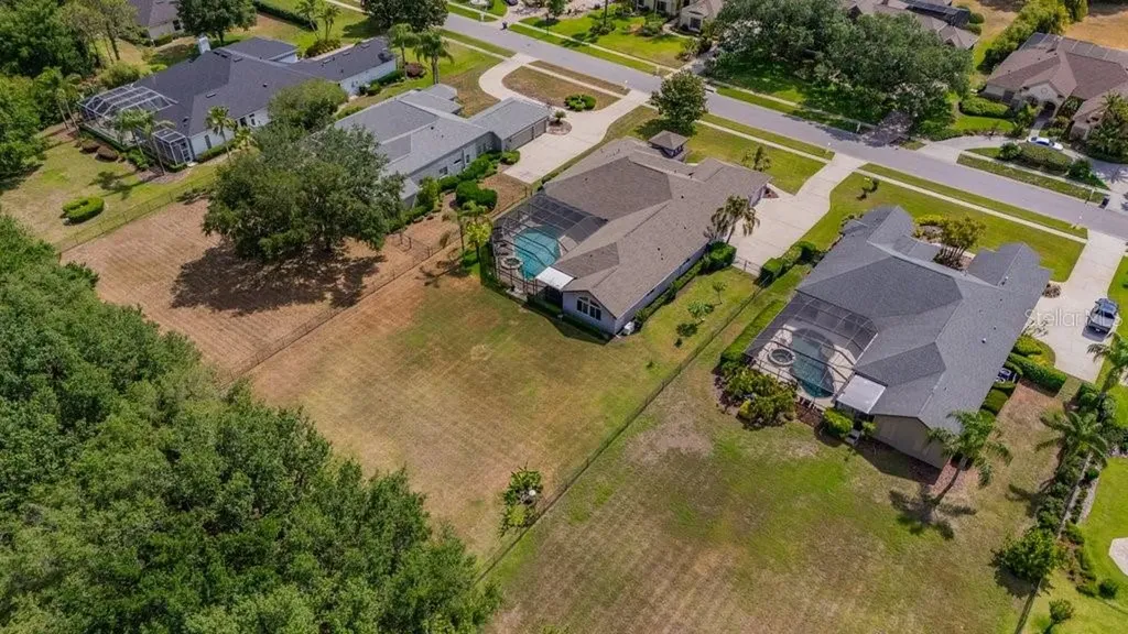 5507 Keeler Oak Street Lithia FL 33547