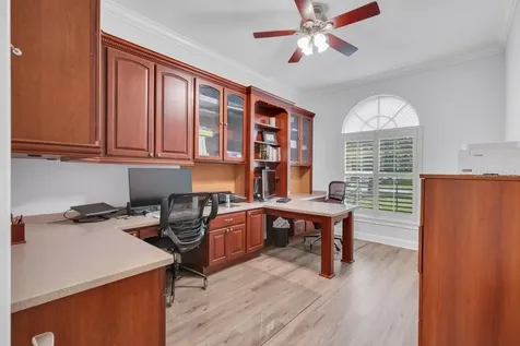 5507 Keeler Oak Street Lithia FL 33547