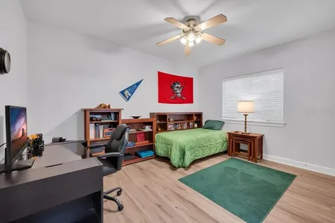 5507 Keeler Oak Street Lithia FL 33547