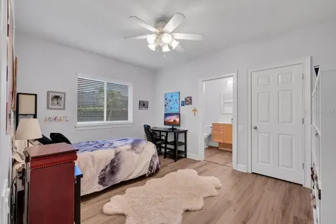 5507 Keeler Oak Street Lithia FL 33547