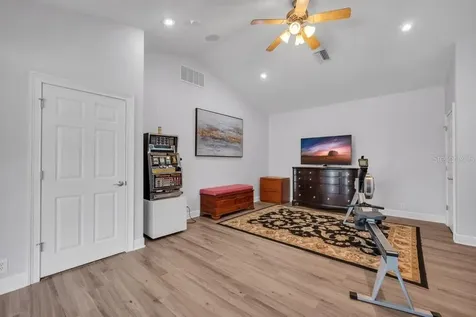 5507 Keeler Oak Street Lithia FL 33547
