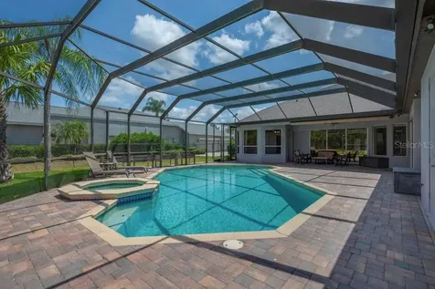 5507 Keeler Oak Street Lithia FL 33547