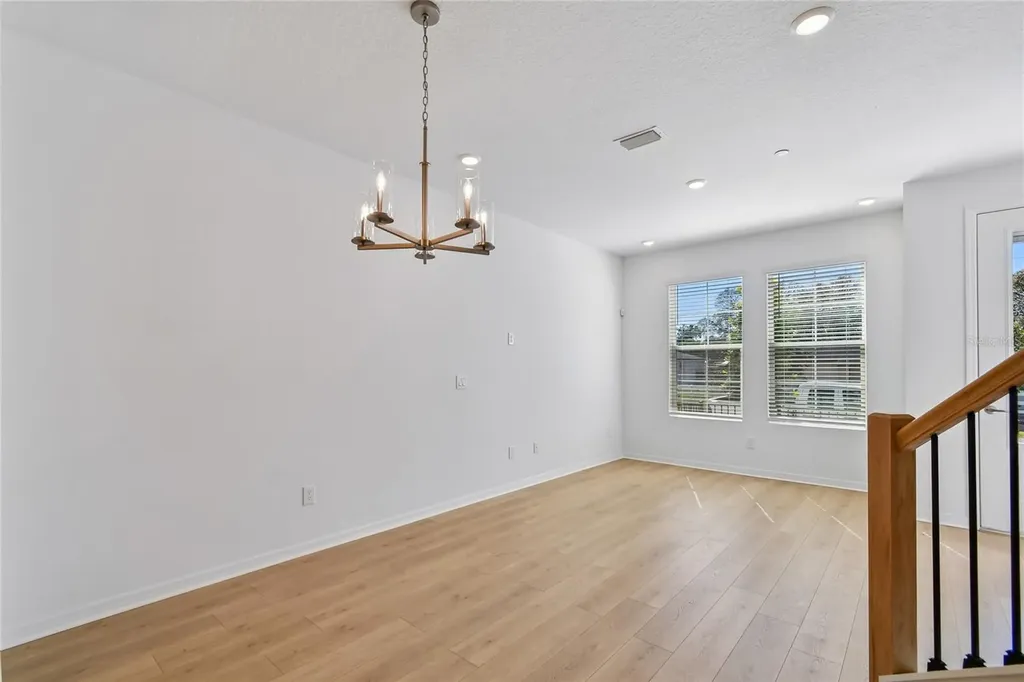 4333 Roush Avenue Orlando FL 32803