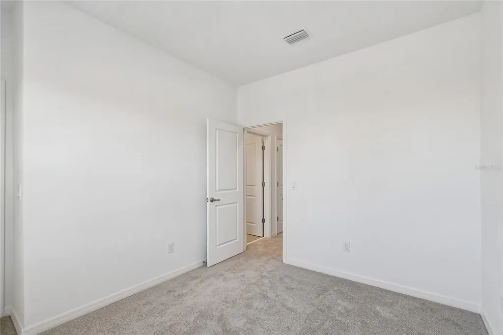 4333 Roush Avenue Orlando FL 32803