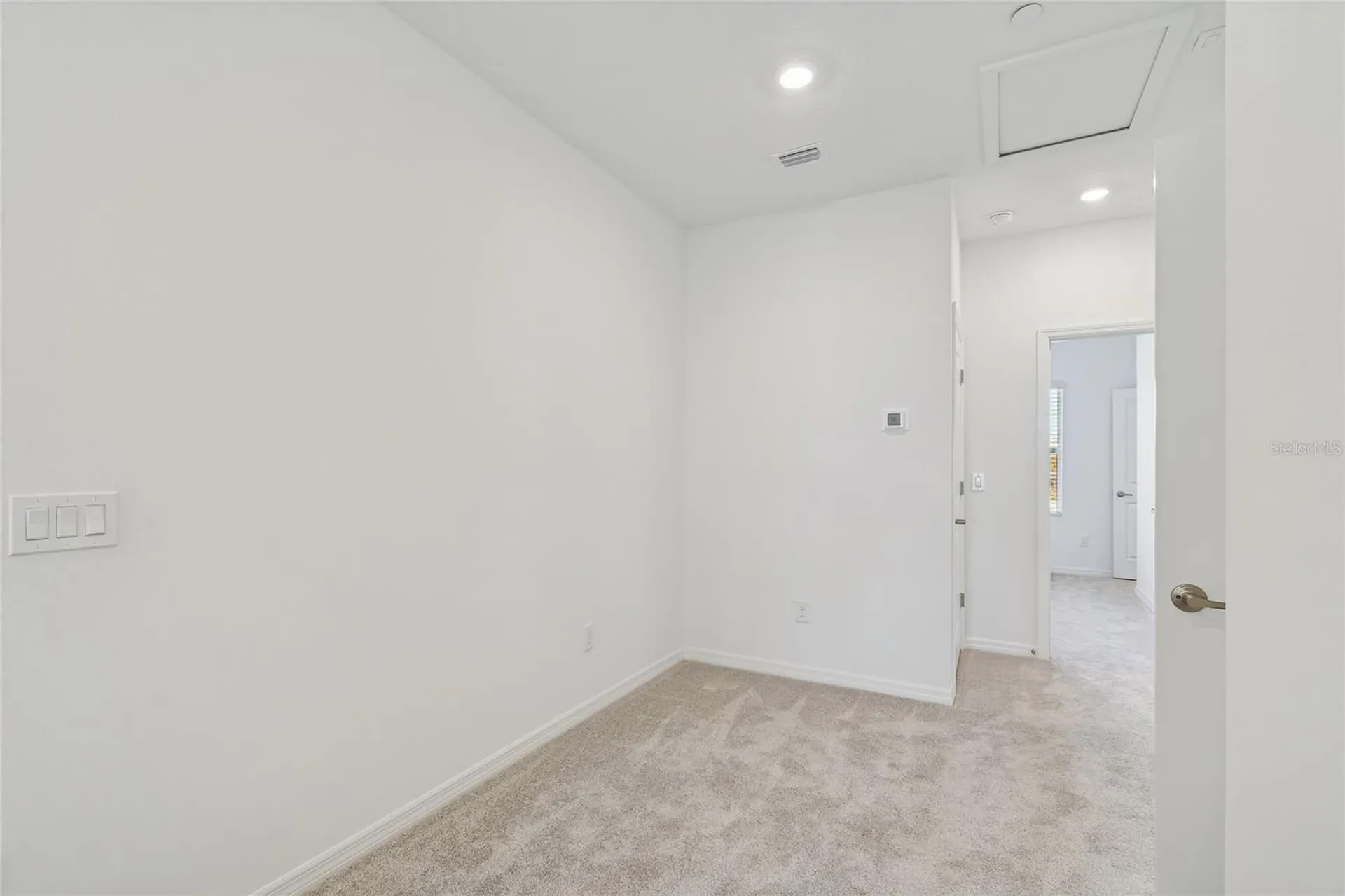 4333 Roush Avenue Orlando FL 32803