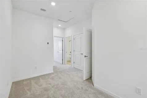 4333 Roush Avenue Orlando FL 32803