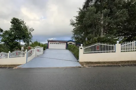 Km 2.4 Camino Algarrobo Buena Vista Ward Bayamon PR 00956