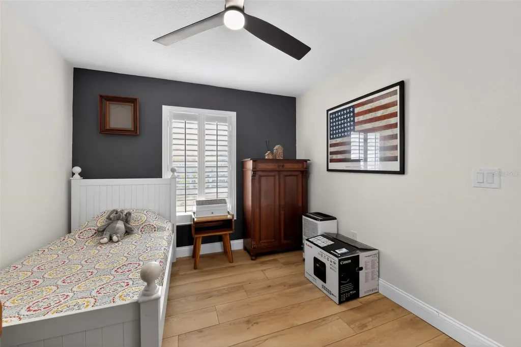 4667 Hamlets Grove Drive Sarasota FL 34235