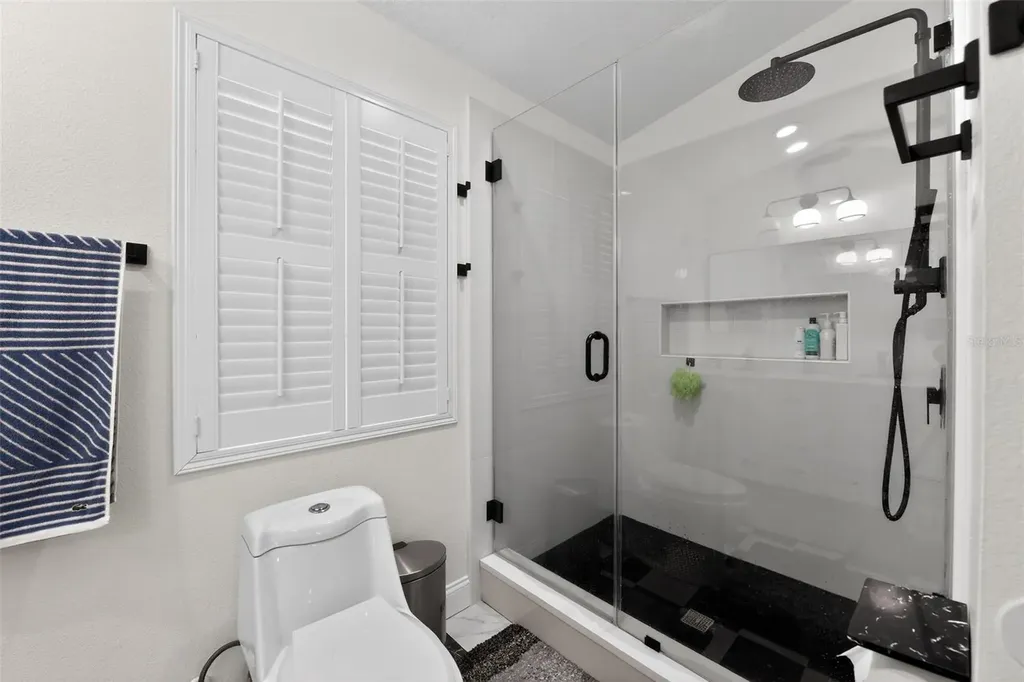 4667 Hamlets Grove Drive Sarasota FL 34235