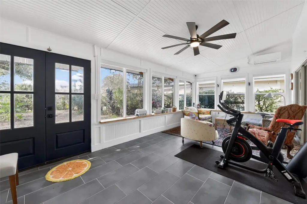 4667 Hamlets Grove Drive Sarasota FL 34235