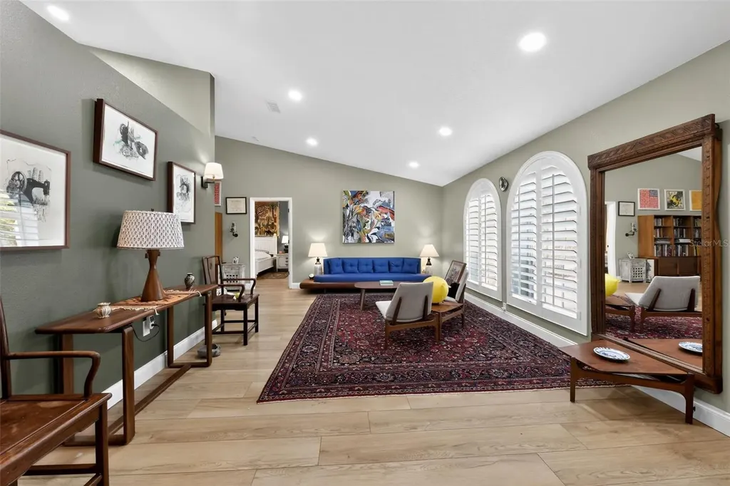 4667 Hamlets Grove Drive Sarasota FL 34235