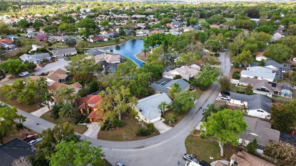4667 Hamlets Grove Drive Sarasota FL 34235