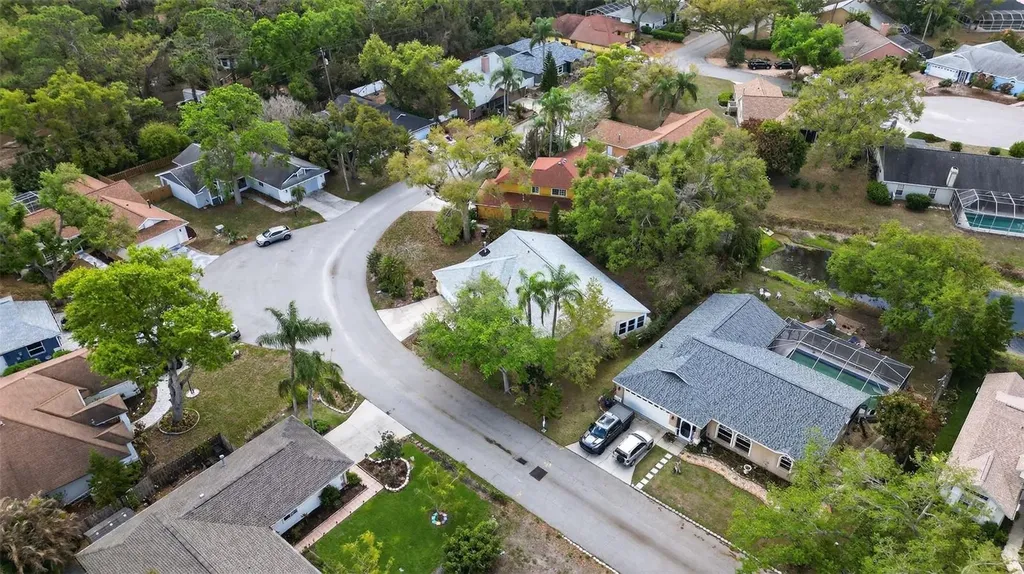 4667 Hamlets Grove Drive Sarasota FL 34235