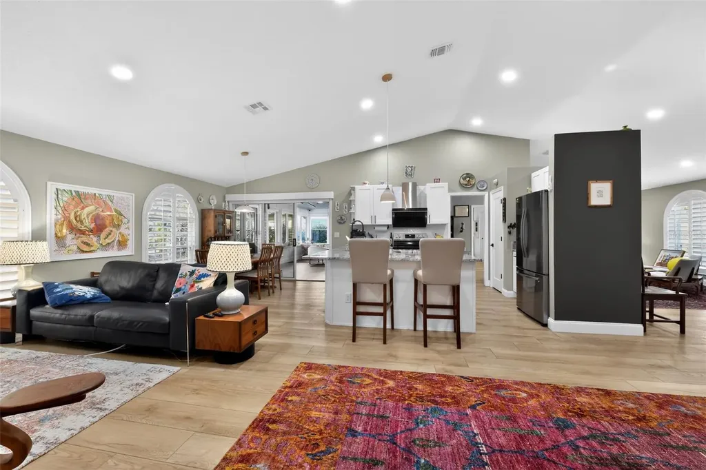 4667 Hamlets Grove Drive Sarasota FL 34235