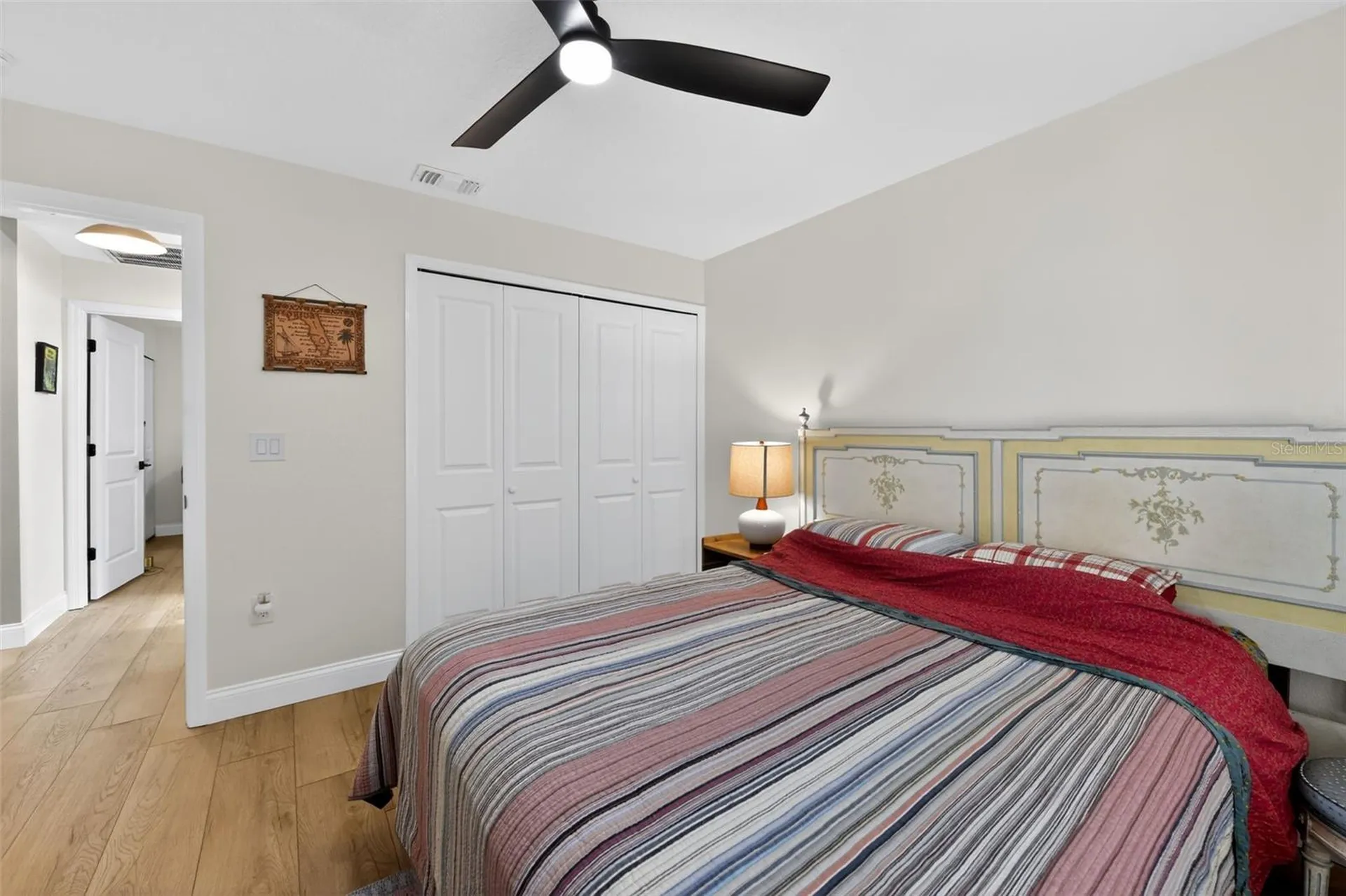 4667 Hamlets Grove Drive Sarasota FL 34235