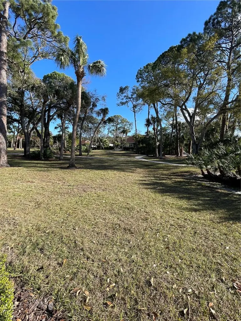 918 La Costa Circle Sarasota FL 34237
