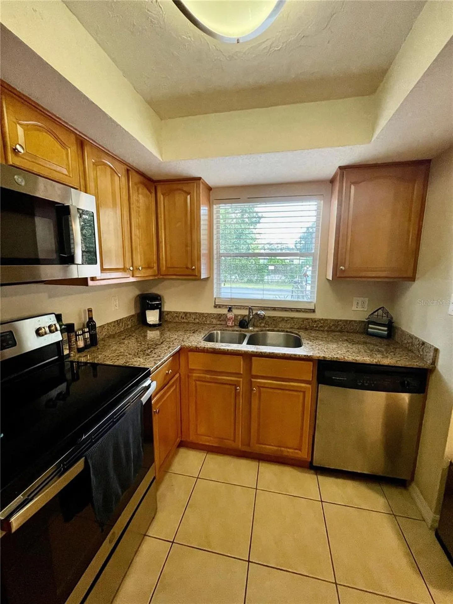 918 La Costa Circle Sarasota FL 34237