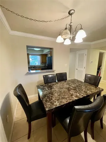 918 La Costa Circle Sarasota FL 34237