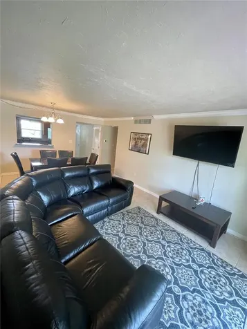 918 La Costa Circle Sarasota FL 34237