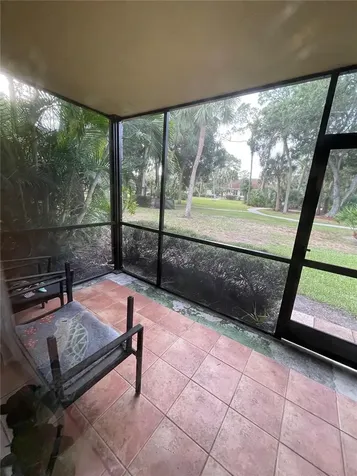 918 La Costa Circle Sarasota FL 34237