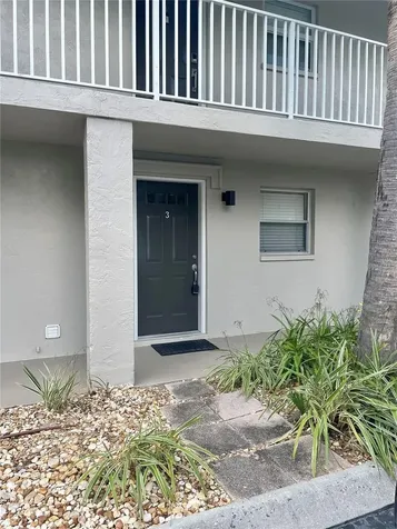 918 La Costa Circle Sarasota FL 34237