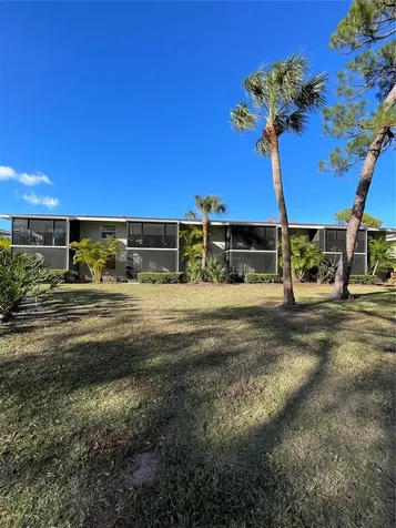 918 La Costa Circle Sarasota FL 34237