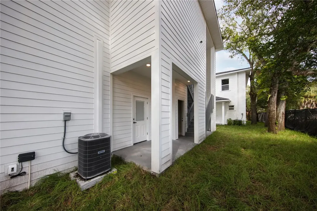 4338 1/2 15th Street N St Petersburg FL 33703
