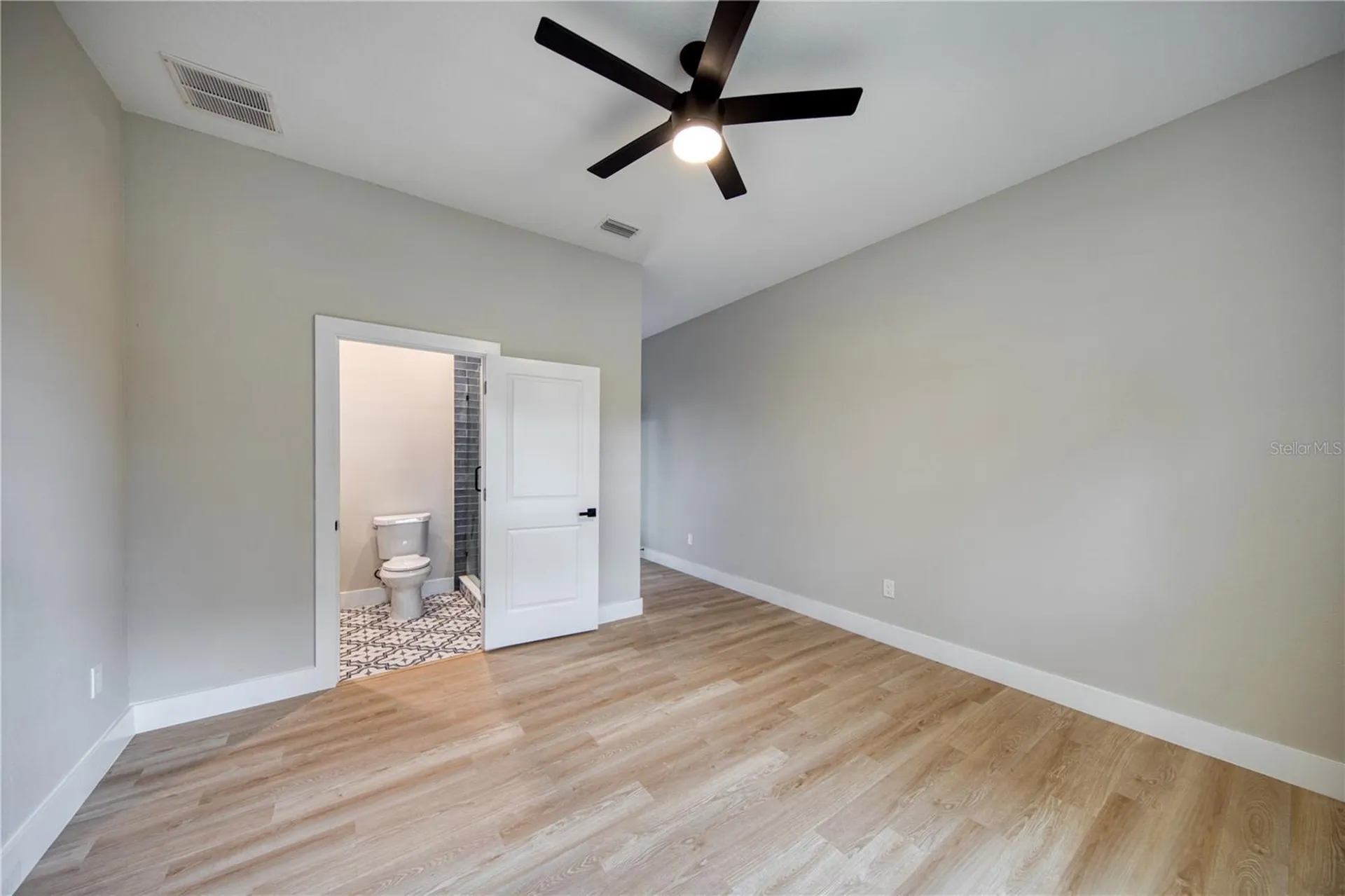 4338 1/2 15th Street N St Petersburg FL 33703