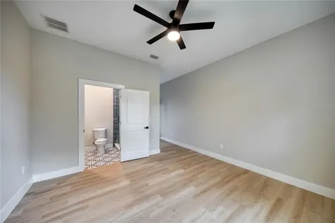 4338 1/2 15th Street N St Petersburg FL 33703