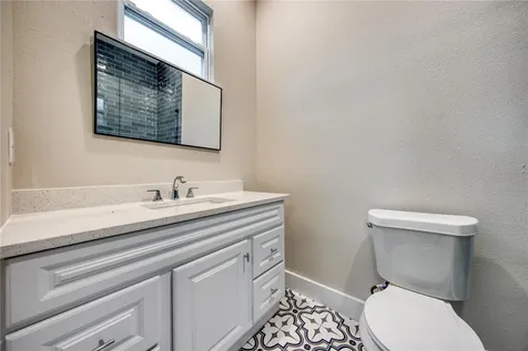 4338 1/2 15th Street N St Petersburg FL 33703
