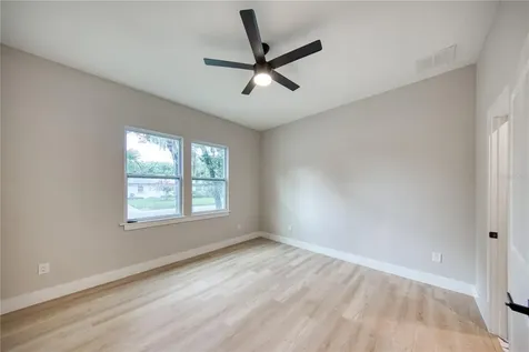 4338 1/2 15th Street N St Petersburg FL 33703