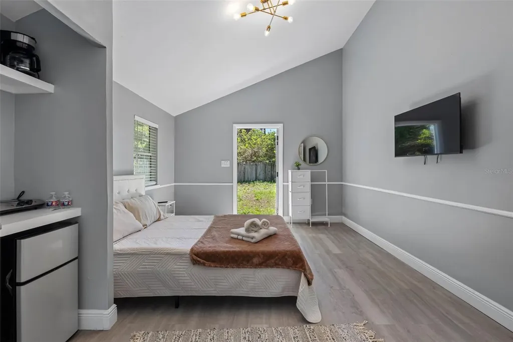 4317 E Regnas Avenue Tampa FL 33617