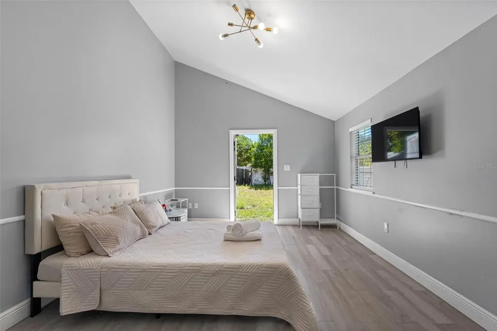 4317 E Regnas Avenue Tampa FL 33617