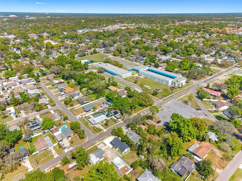 4317 E Regnas Avenue Tampa FL 33617