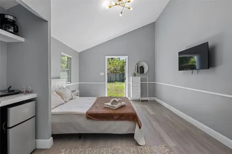 4317 E Regnas Avenue Tampa FL 33617