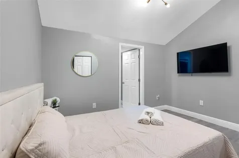4317 E Regnas Avenue Tampa FL 33617