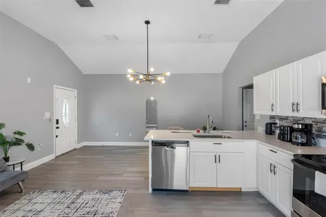 4317 E Regnas Avenue Tampa FL 33617